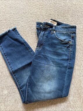 KanCan Women's Skinny Jeans - Blue Wash